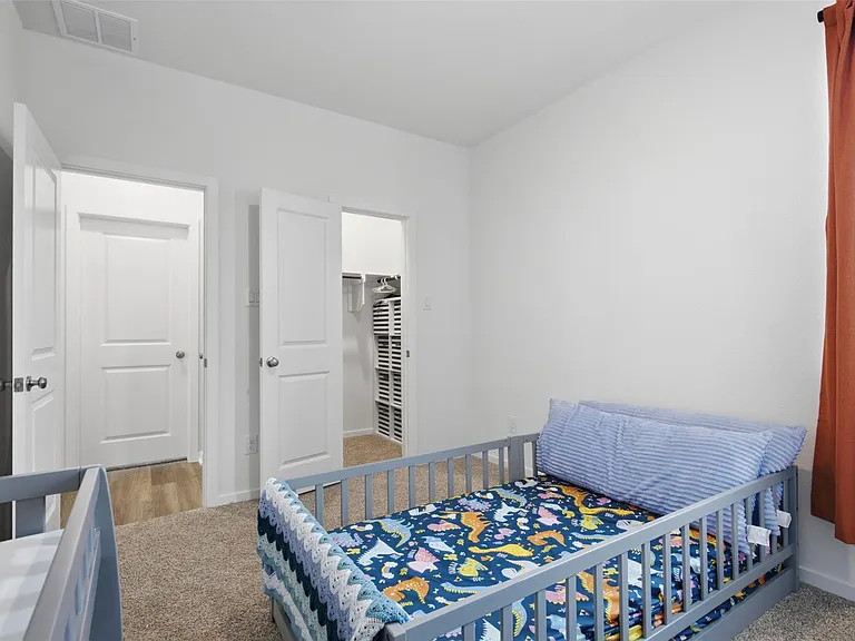 12528 Cockatto Xing — Photo 24