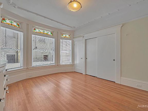 2nd image of 1590 Sacramento St #D9