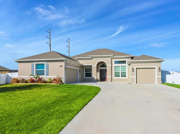 1910 SW Mackenzie Street, Port St Lucie, FL 34953
