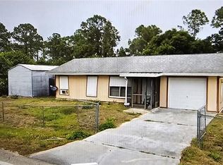 707 E 10th St, Lehigh Acres, FL 33972