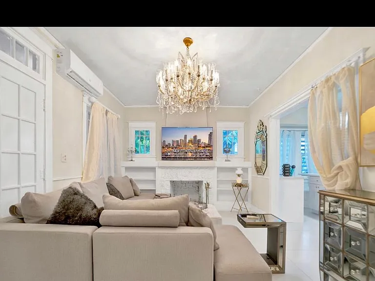 875 SW 13th Ave — Photo 11
