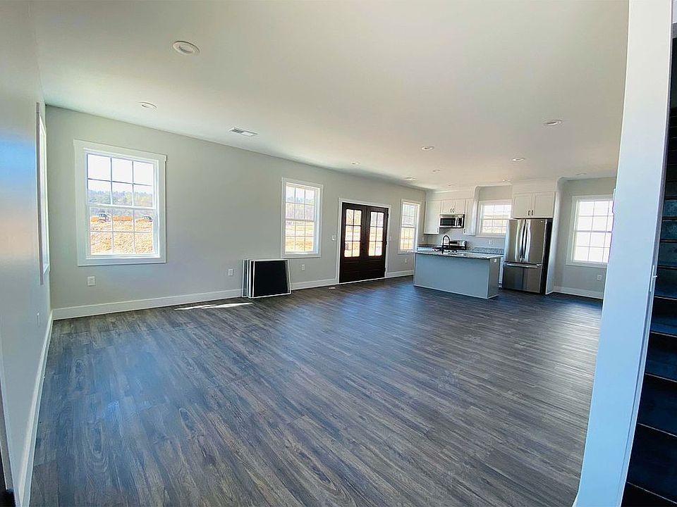 2nd image of 500 S George Adams Rd #B