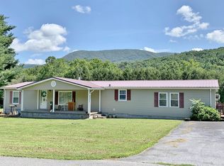 128 Avery St, Narrows, VA 24124