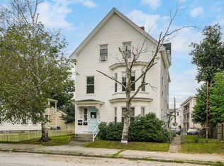 17 Blucher St, Manchester, NH 03102