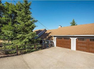 17081 Squirrelhill Rd, Hidden Valley Lake, CA 95467