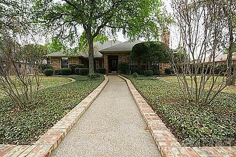 1st image of 14 Rolling Hills Cir