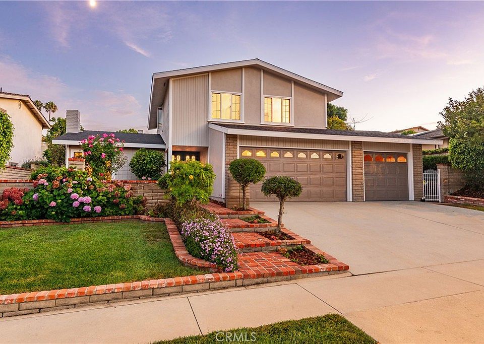 1st image of 27857 Longhill Dr