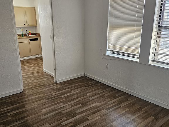 5th image of 628 N Campo St