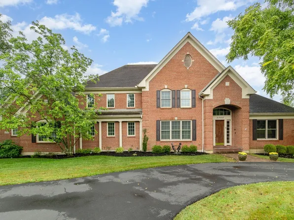 3585 Fawnrun Dr, Cincinnati, OH 45241