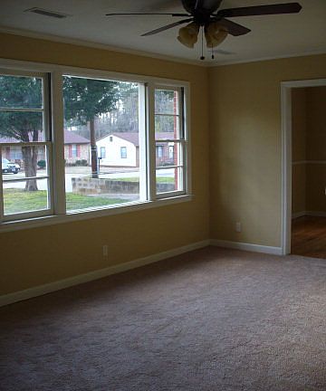 2nd image of 400 20th Ave