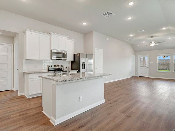 4th image of 4247 Winston Way
