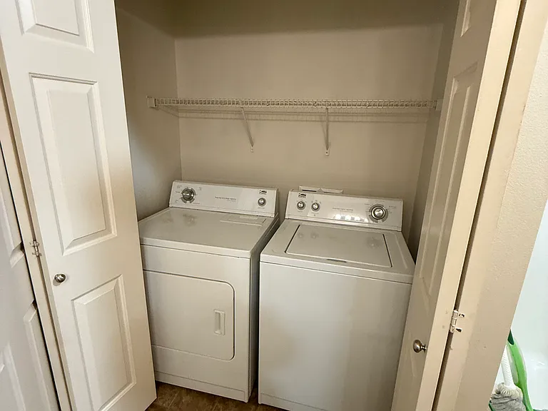 1805 SW White Birch Cir #5 — Photo 11