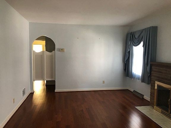 5th image of 13 Gleddale Blvd