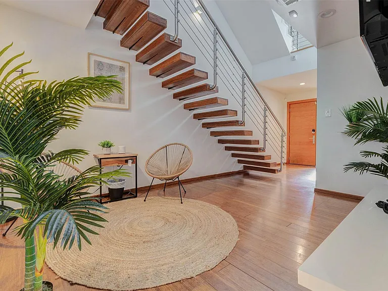 4115 Chartres St — Photo 9