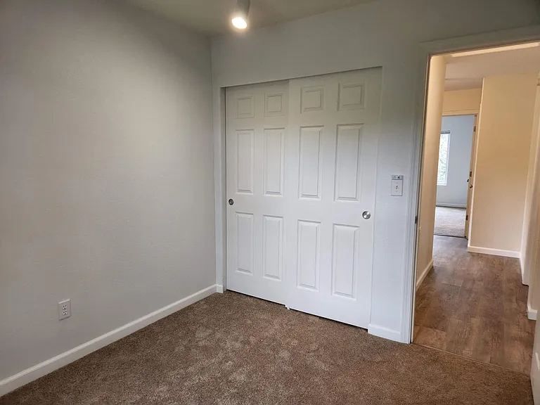 Bedroom 02