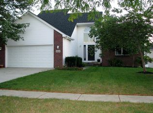 2308 Chestnut Cres, Saline, MI