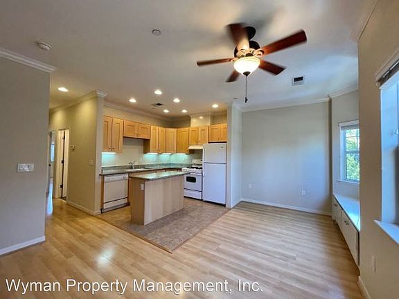 5th image of 160 Valley Oak Dr