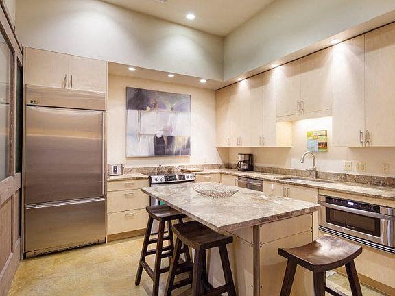 4th image of 1470 Urania St #1470B