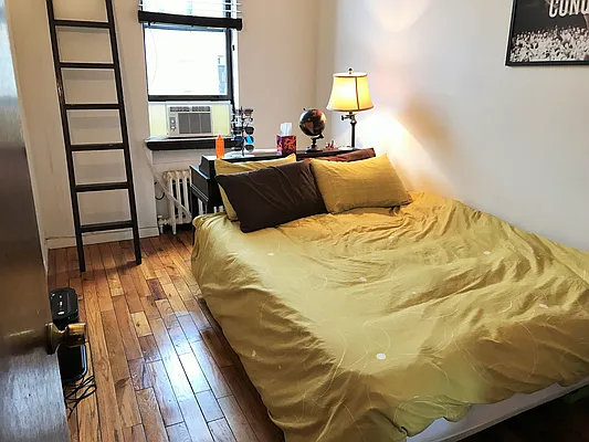 Rented by Joe Gotham LTD | media 10