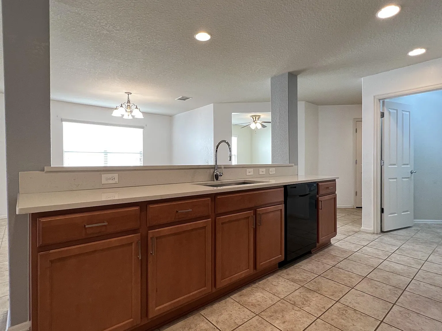 10909 Charreada Trail San Antonio, Tx. — Photo 4