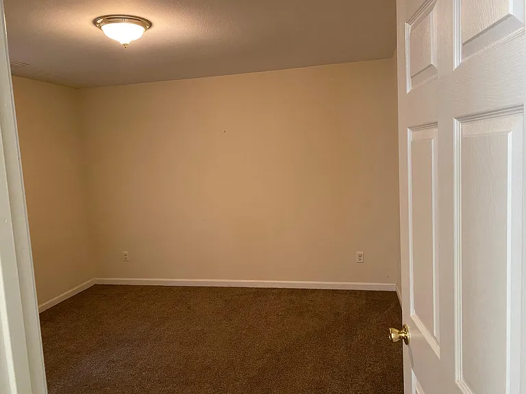 85 Candler Heights Rd #4 — Photo 1
