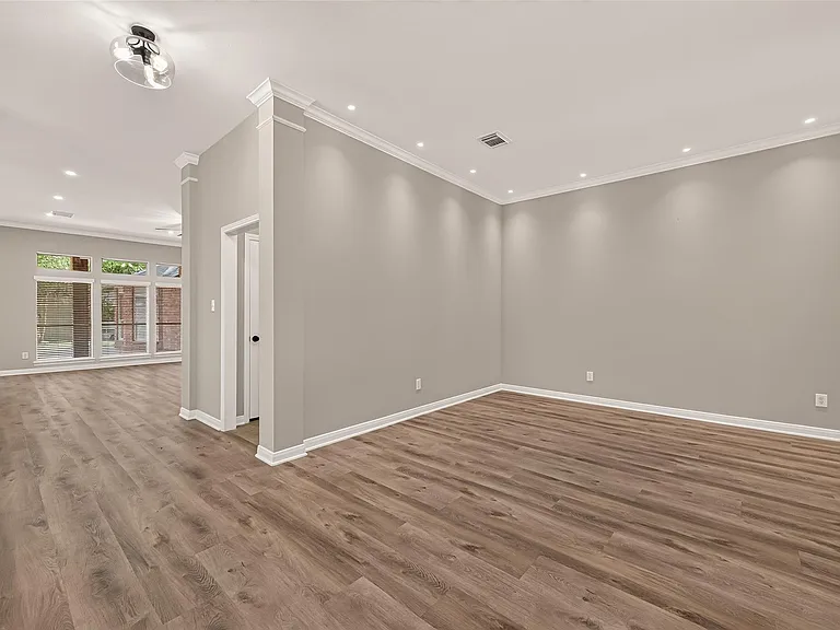 1527 Lake Pauline Ct — Photo 9