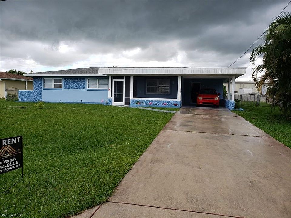 1st image of 1029 NE Pine Island Ln