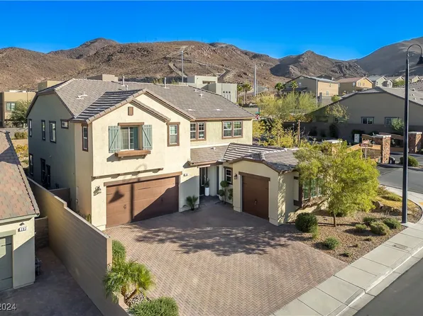 300 Sidewheeler St, Henderson, NV 89012