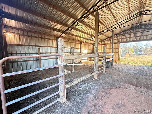 4th image of 5909 Hobbie Rd