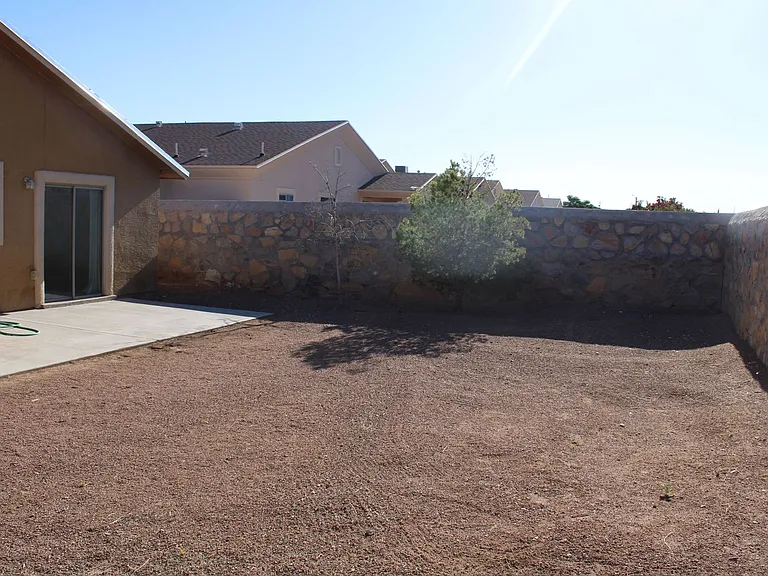 13985 Sandy Rock Dr — Photo 22