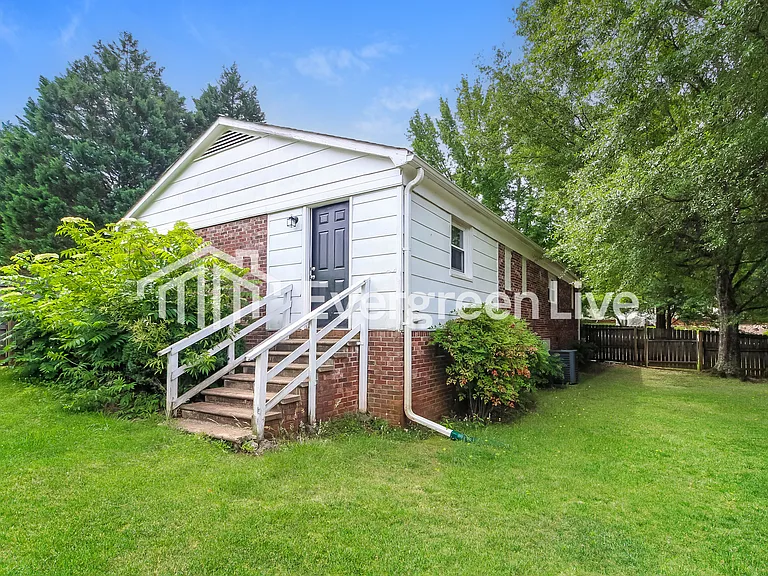 528 Mason Rd — Photo 15