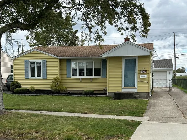 35 Patton Ln, Cheektowaga, NY 14225