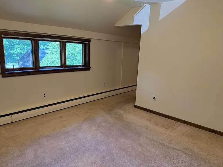 1600 Sunset Ln — Photo 10