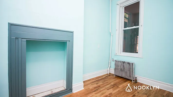 Rented by Nooklyn NYC LLC | media 18