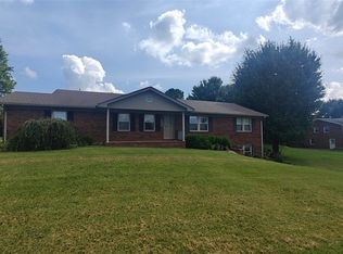 481 Violet St, Horse Cave, KY 42749