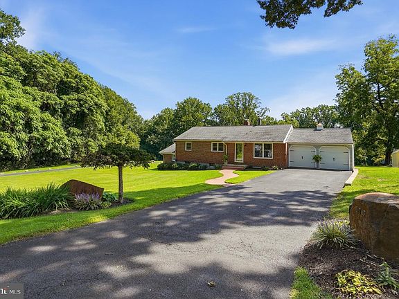 3rd image of 11743 Hamilton Pl