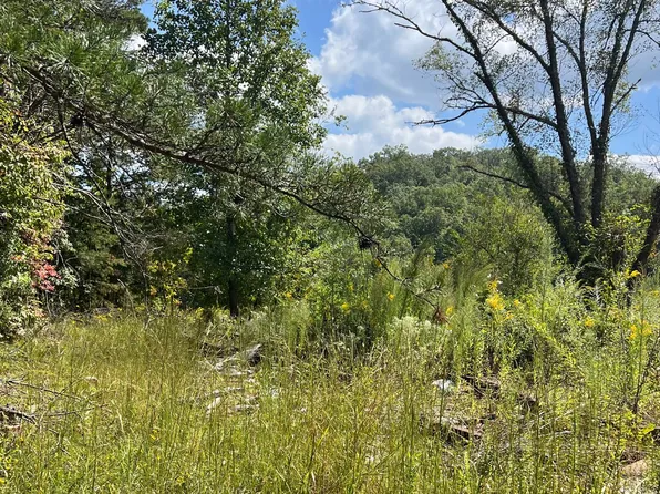 625 Old Peachtree Rd, Marble, NC 28905