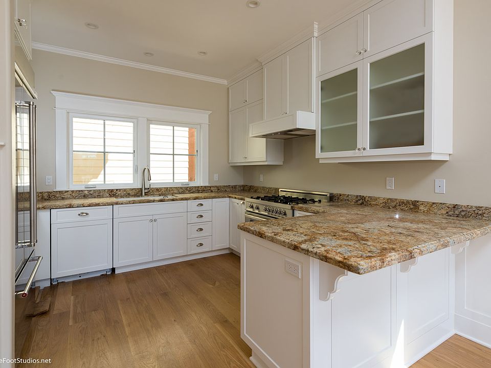 1st image of 429 F Avenue