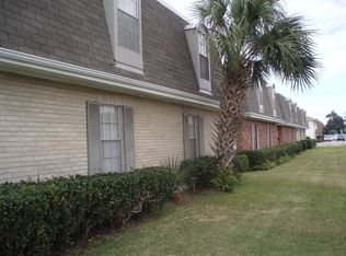 2812 Kingman St APT A, Metairie, LA 70006