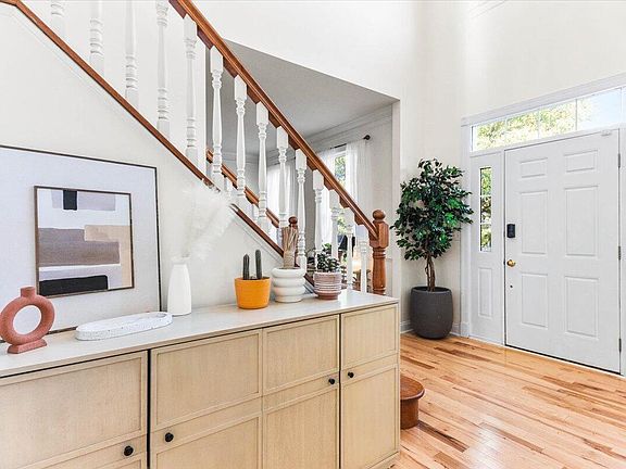 3rd image of 7071 Maynard Pl E