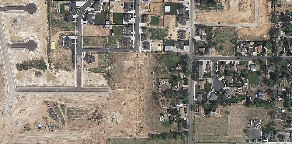 2nd image of 477 N 420 W