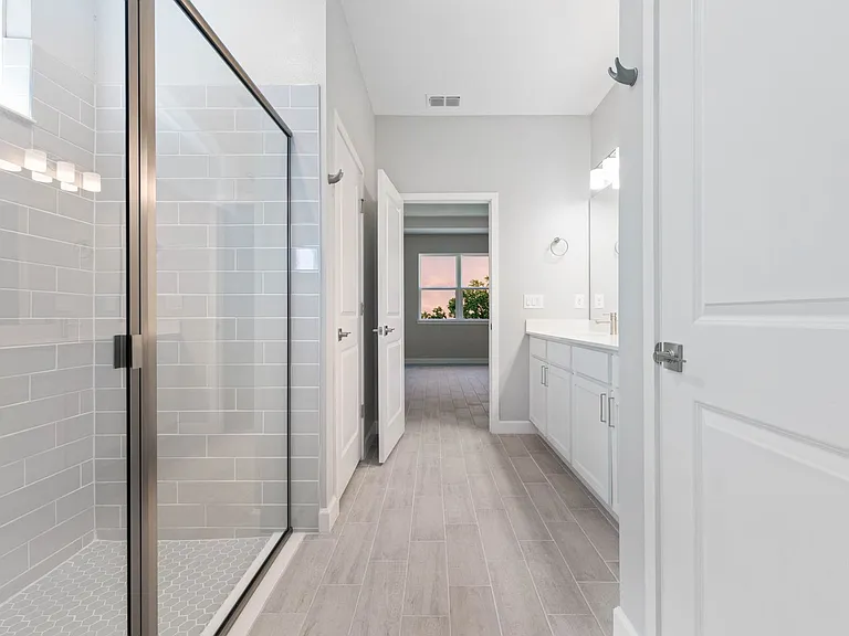 13 SW 34th Pl — Photo 18
