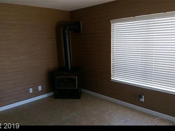 2nd image of 4371 Verdugo St