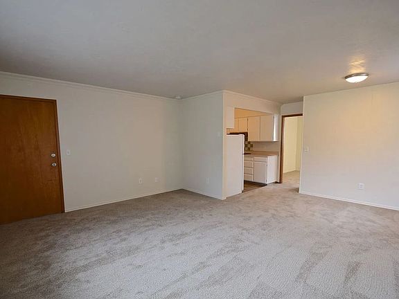 3rd image of 1303-1311 NE 24th Ave #1309