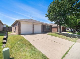 1812 Wind Dancer Trl, Fort Worth, TX 76131