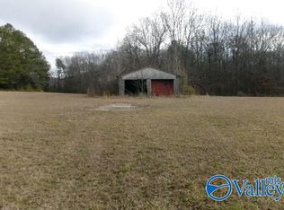 142 Milton Airport Rd, Laceys Spring, AL 35754