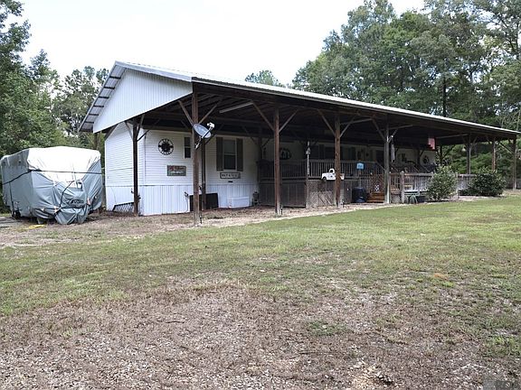 3rd image of 586 Hancock Rd SE