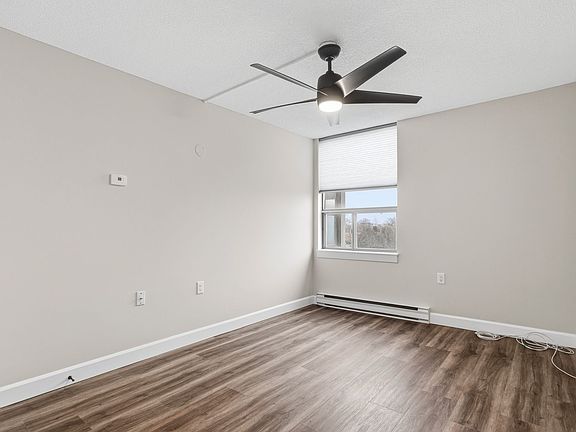 5th image of 18 Mall Rd #612