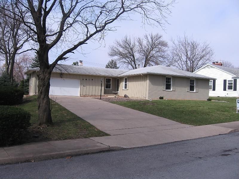 1st image of 3819 N Evergreen Ct