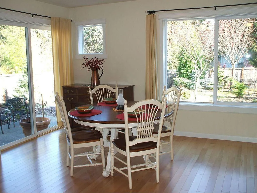 3 bed, 2.5 bath, 1680 sqft, $2,850 — Photo 4